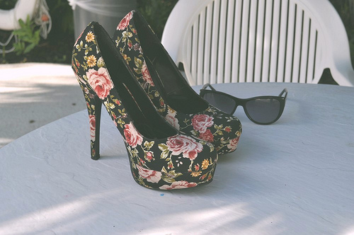 Blooming 2014 Trend: Floral-Print Shoes